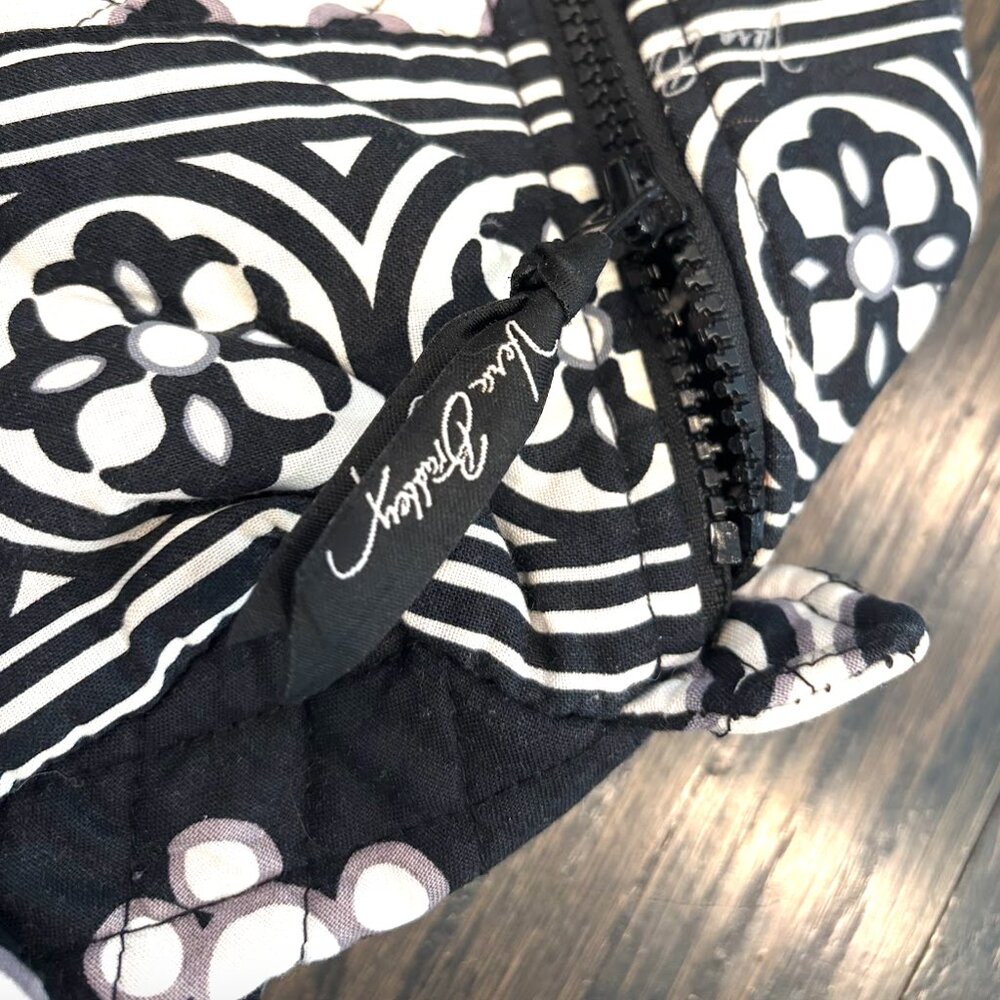 Vera Bradley -  Black White Original Duffel Bag